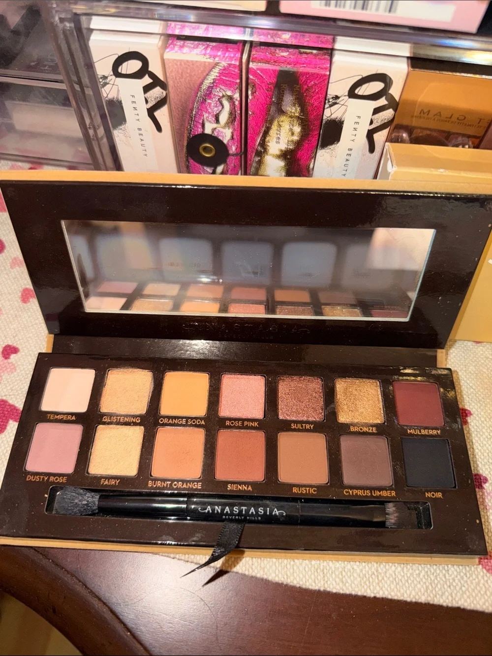 Anastasia Soft Glam Eyeshadow Palette - Warm Neutral Pink & Gold Tones